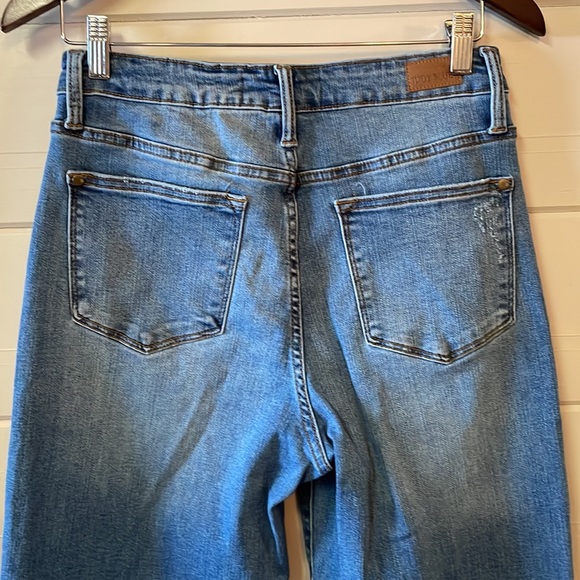 Judy Blue Denim Wide Leg Tapered Ankle Jeans Size 7/28. - Picture 9 of 16